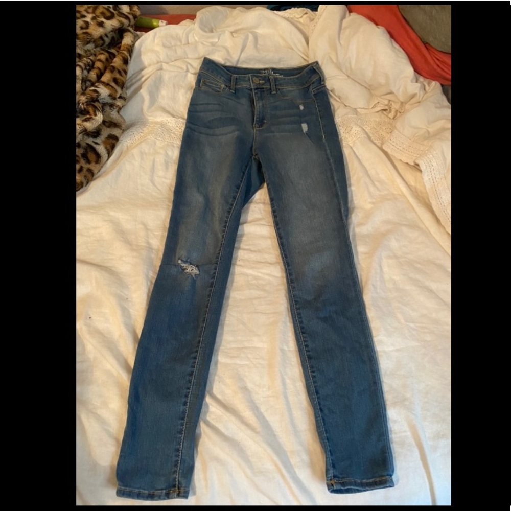 blue skinny jeans